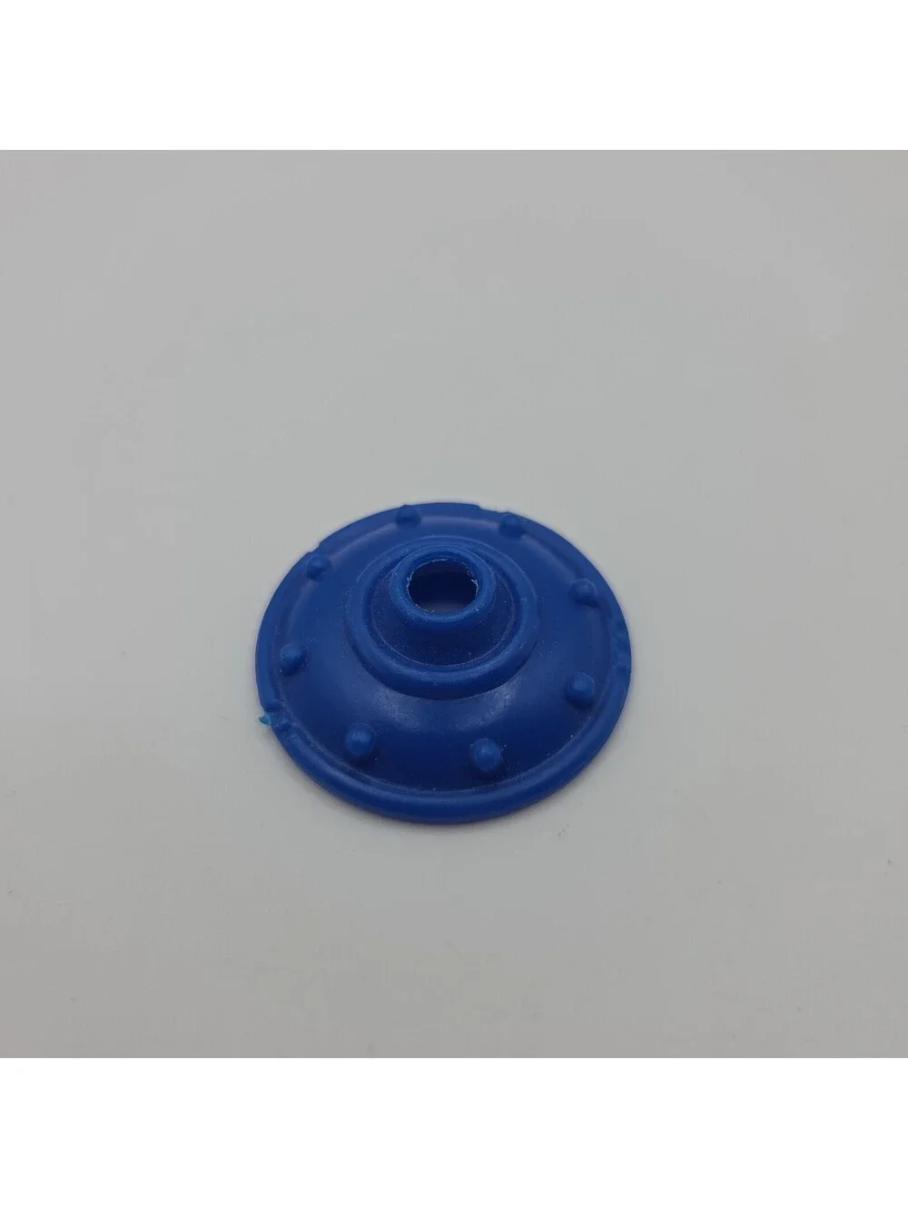 Vtg MOTU Stinkor BATTLE SHIELD MALAYSIA 1985 blue weapon accessory Incomplete